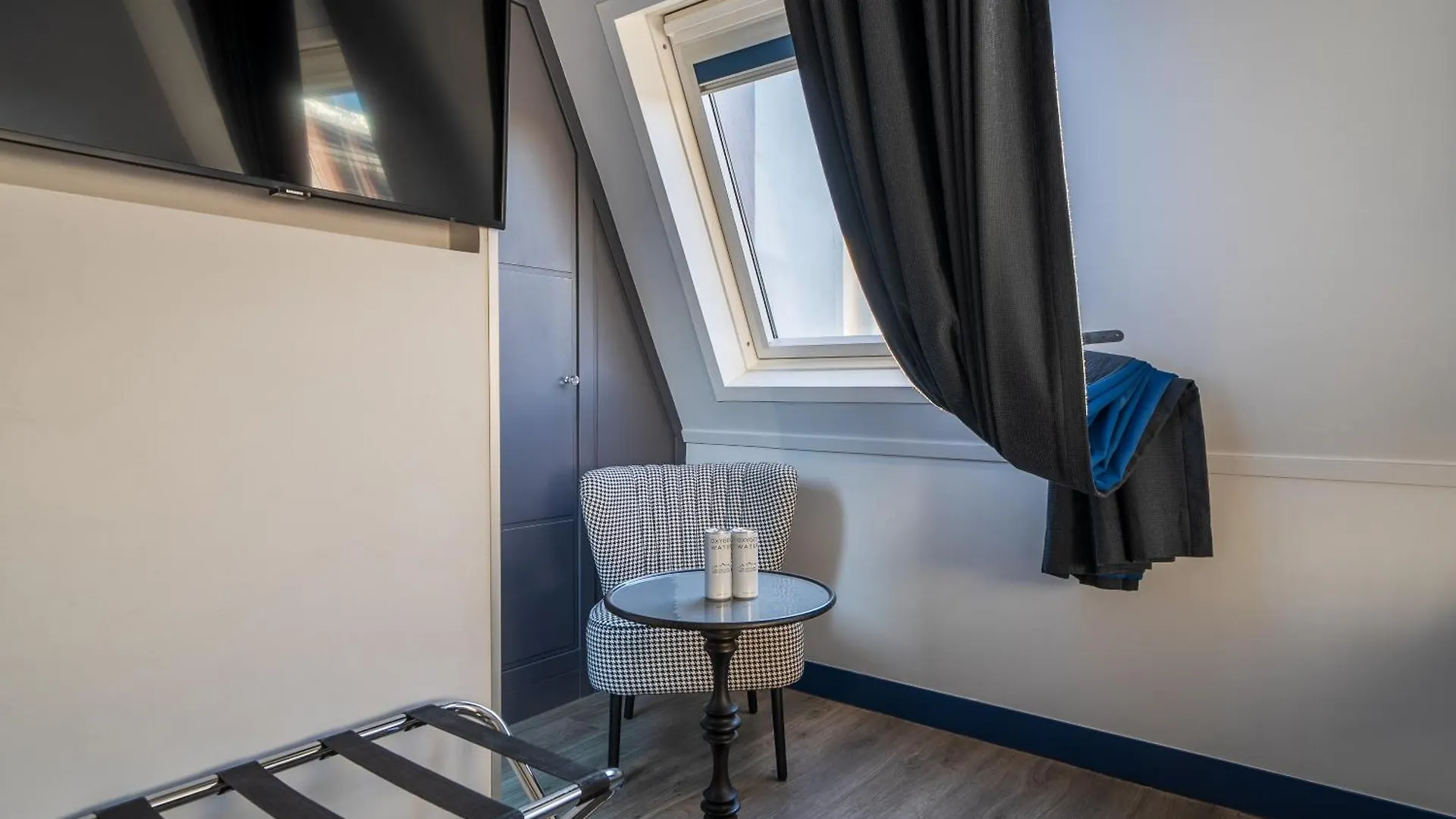 Mademoiselle Hotel Paris